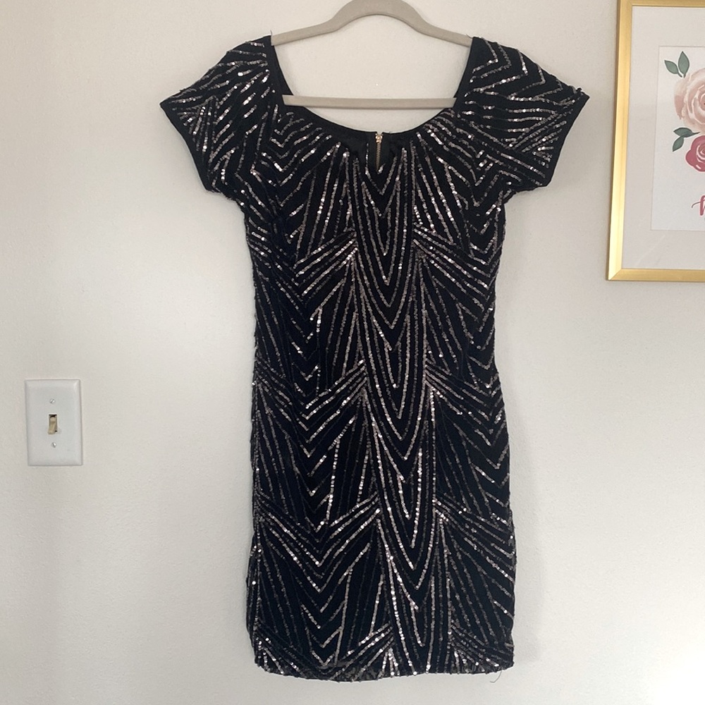 Beautiful sparkle sequin dress